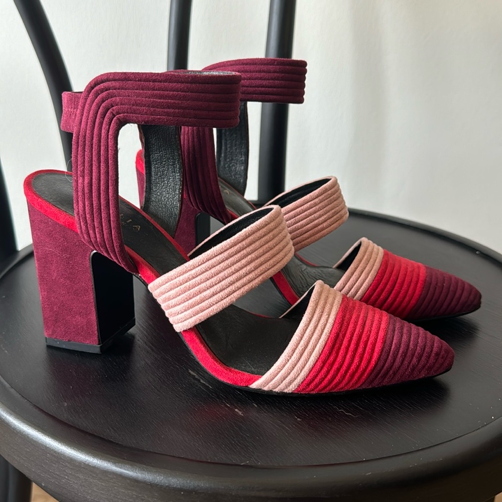 CECELIA New York red // pink // burgundy heels from Anthropologie SZ 7